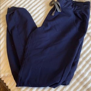 Figs jogger scrub bottoms in small tall